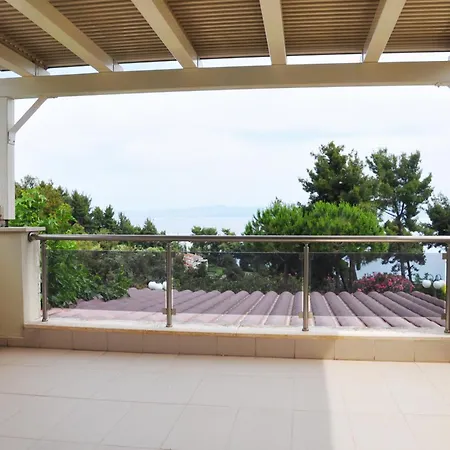 Вилла With Sea Views In A Gated Complex Криопиги