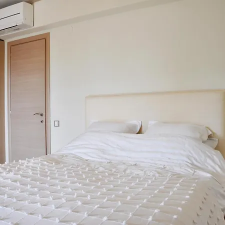 With Sea Views In A Gated Complex Вилла Криопиги