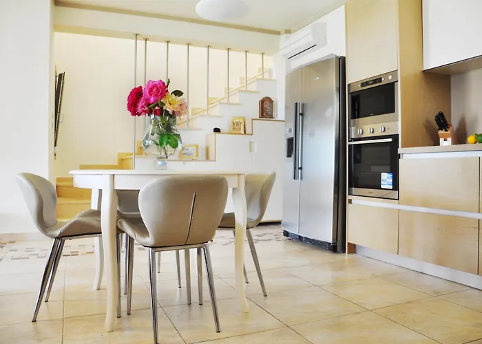 With Sea Views In A Gated Complex 别墅 克里皮吉