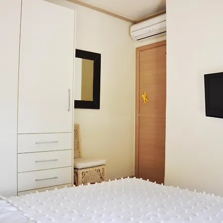 With Sea Views In A Gated Complex Kryopigi