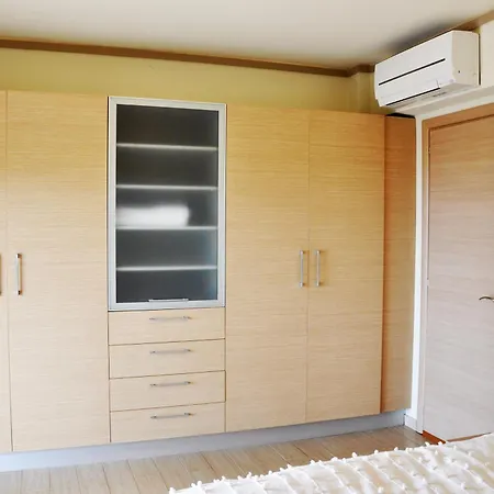 Villa With Sea Views In A Gated Complex Kryopigi