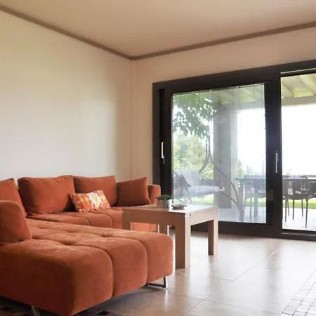 With Sea Views In A Gated Complex Villa Kryopigi